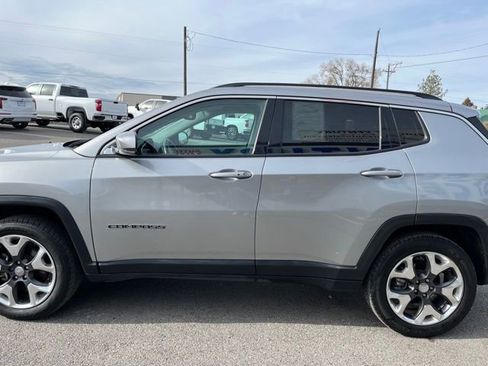 Used 2019 Jeep Compass Limited AWD/4WD image 6