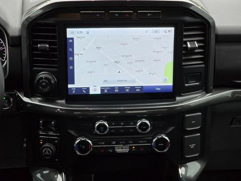 Used 2022 Ford F150 XLT w/ Equipment Group 302A High AWD/4WD image 18
