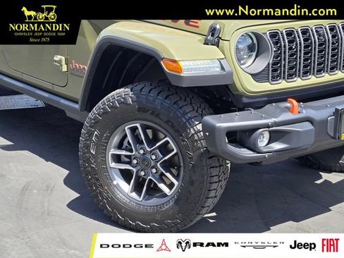 New 2026 Jeep Gladiator Mojave AWD/4WD image 5