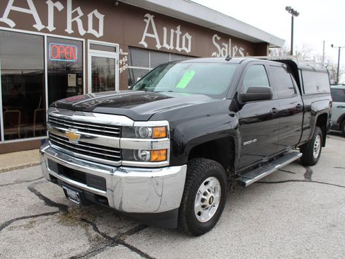 Used 2015 Chevrolet Silverado 2500 LT image 2