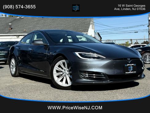 Used 2016 Tesla Model S 60D image 1