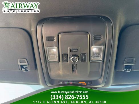 Used 2025 GMC Yukon Denali image 25