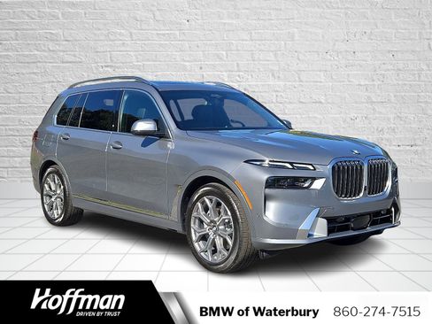 Used 2026 BMW X7 xDrive40i w/ Premium Package image 1