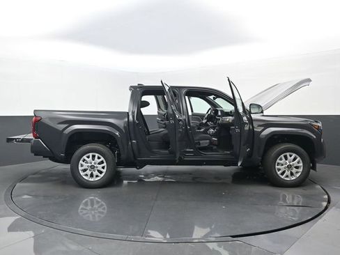 New 2026 Toyota Tacoma SR5 w/ SR5 Upgrade Package image 30