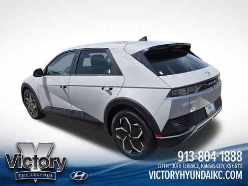 Used 2023 Hyundai Ioniq 5 SEL AWD/4WD image 3