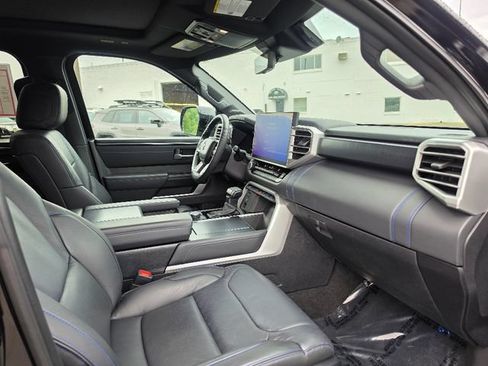 Used 2024 Toyota Sequoia Platinum w/ TRD Off-Road Package AWD/4WD image 11