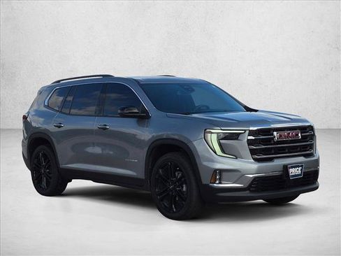 Used 2025 GMC Acadia Elevation w/ Elevation Premium Package FWD image 3