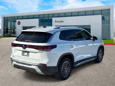 New 2026 Volkswagen Tiguan S FWD image 3