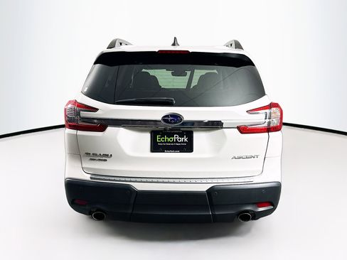 Used 2023 Subaru Ascent Premium w/ Convenience Package AWD/4WD image 7
