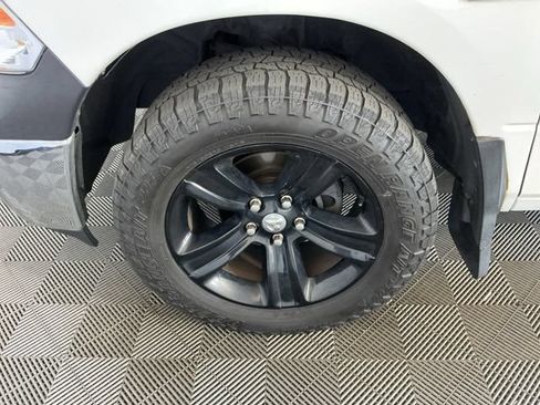 Used 2016 RAM 1500 ST w/ SXT Appearance Group AWD/4WD image 7