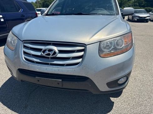 Used 2010 Hyundai Santa Fe Limited FWD image 4