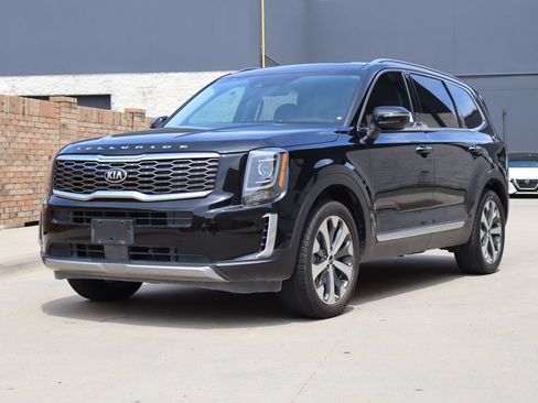 Used 2020 Kia Telluride S FWD image 2