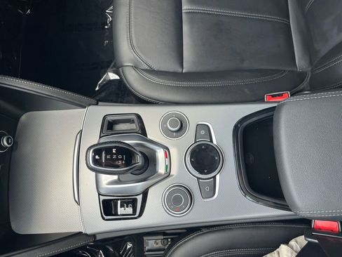 Used 2024 Alfa Romeo Stelvio Ti w/ Active Assist Plus Package AWD/4WD image 18