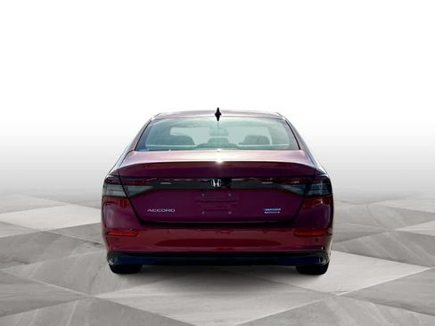 Used 2023 Honda Accord Touring image 7