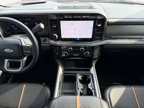 Used 2024 Ford F350 Platinum w/ FX4 Off-Road Package image 18