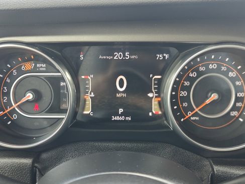 Used 2019 Jeep Wrangler Unlimited Sport S image 24