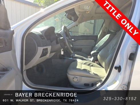 Used 2010 Ford Fusion Base image 5