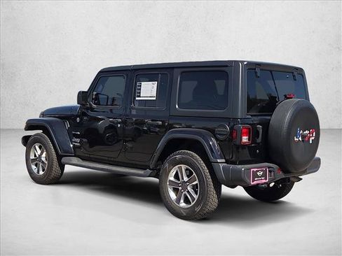 Used 2020 Jeep Wrangler Unlimited Sahara AWD/4WD image 8