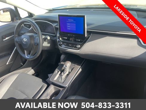 Certified 2026 Toyota Corolla Cross XLE FWD image 17