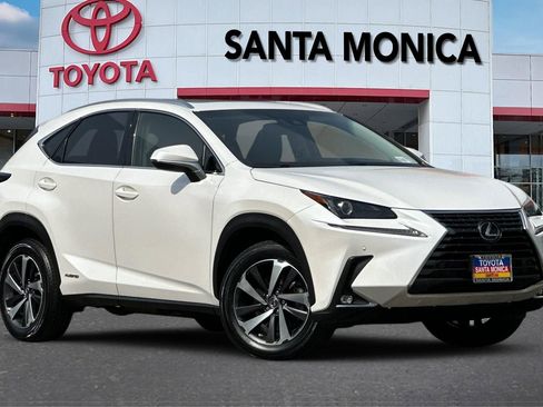 Used 2018 Lexus NX 300h AWD w/ Premium Package image 2