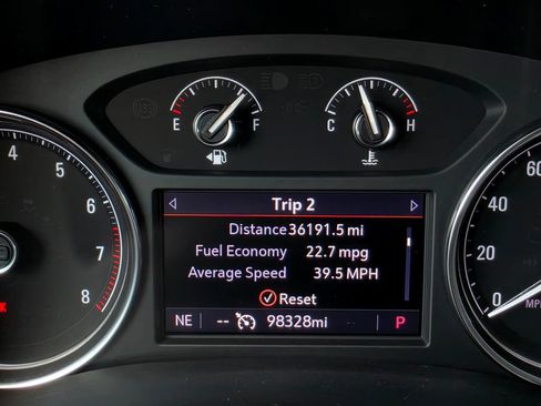 Used 2021 Buick Enclave Premium w/ Surround and Sites Package AWD/4WD image 30