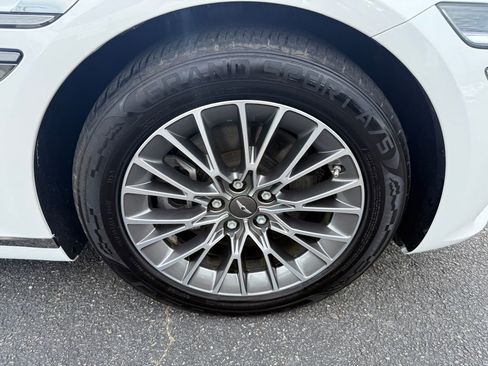 Used 2022 Genesis G80 2.5T image 32