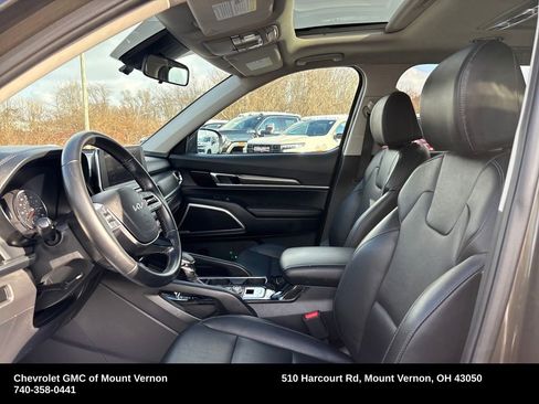 Used 2022 Kia Telluride S image 13