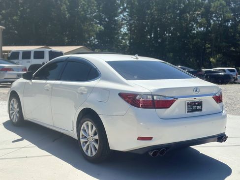 Used 2013 Lexus ES 350 w/ Luxury Pkg FWD image 5