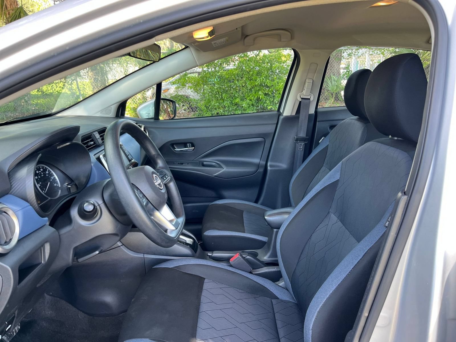Used 2025 Nissan Versa SV FWD image 24