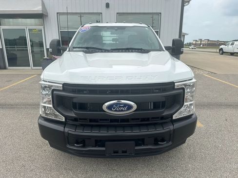 Used 2022 Ford F350 XL w/ Power Equipment Group RWD image 2