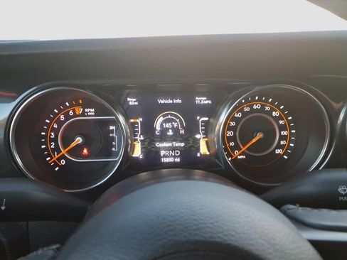 Used 2022 Jeep Gladiator Sport image 31