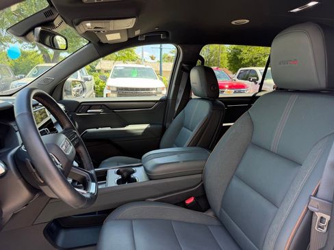 Certified 2024 GMC Acadia AT4 AWD/4WD image 17