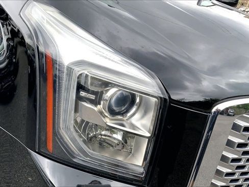 Used 2017 GMC Yukon XL Denali w/ Open Road Package AWD/4WD image 29