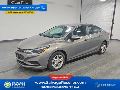 Used 2017 Chevrolet Cruze LT