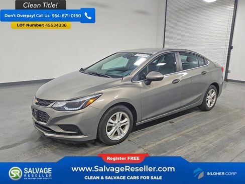 Used 2017 Chevrolet Cruze LT image 1