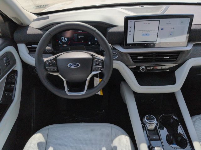 New 2026 Ford Explorer Platinum w/ LUX Leather Package AWD/4WD image 16