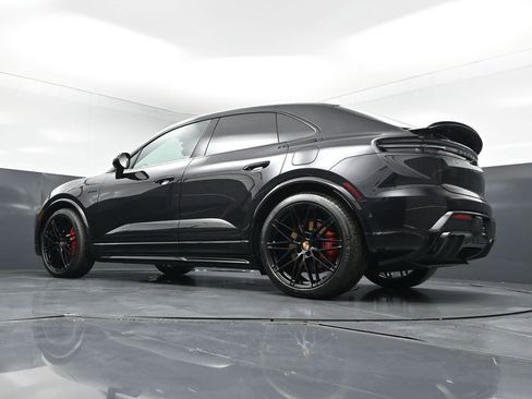 New 2026 Porsche Macan GTS Electric AWD/4WD image 23