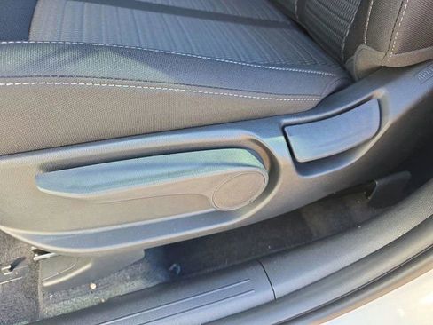 New 2026 Kia Sorento LX FWD image 23
