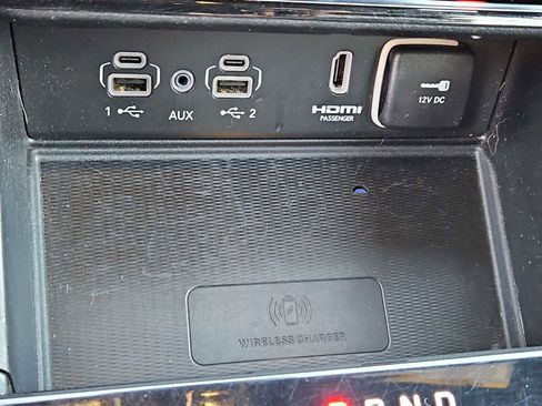 Used 2022 Jeep Grand Cherokee Trailhawk w/ Advanced Protech Group II image 32