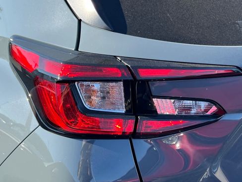Used 2024 Subaru Crosstrek 2.0i Premium image 19
