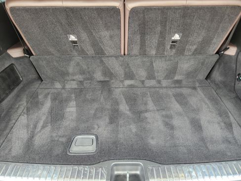 Used 2021 Mercedes-Benz GLS 450 4MATIC image 31