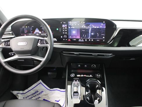 Used 2025 Audi A5 2.0T Premium Plus w/ Premium Plus AWD/4WD image 9