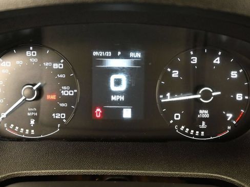 Used 2025 RAM ProMaster 2500 w/ Convenience Group FWD image 22