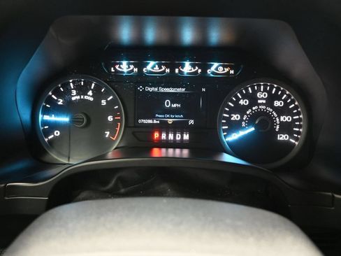 Used 2019 Ford F150 XLT w/ Equipment Group 302A Luxury AWD/4WD image 17