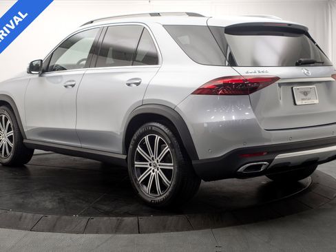 Used 2024 Mercedes-Benz GLE 350 4MATIC w/ Winter Package image 5