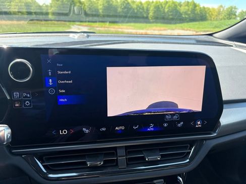 New 2025 Chevrolet Equinox EV RS AWD/4WD image 28