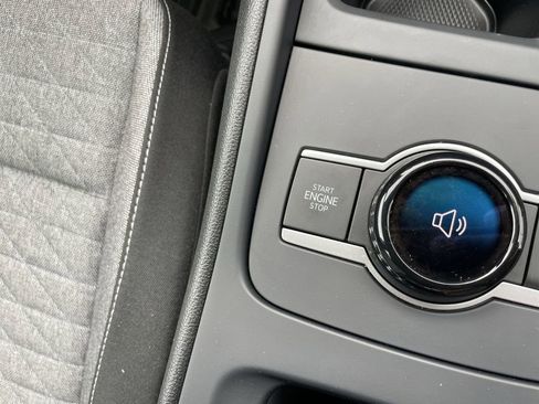 Certified 2025 Volkswagen Tiguan S FWD image 23