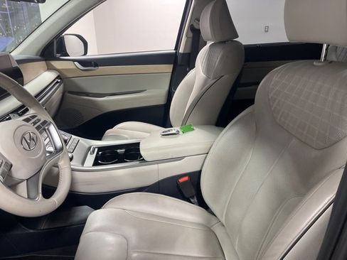 Used 2023 Hyundai Palisade Limited w/ Cargo Package image 8