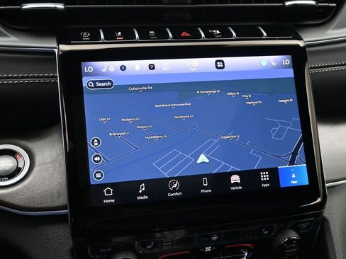 New 2025 Jeep Grand Cherokee L Limited w/ Black Appearance Package image 15