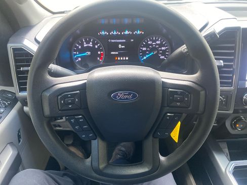 Used 2020 Ford F350 XLT w/ XLT Premium Package image 10